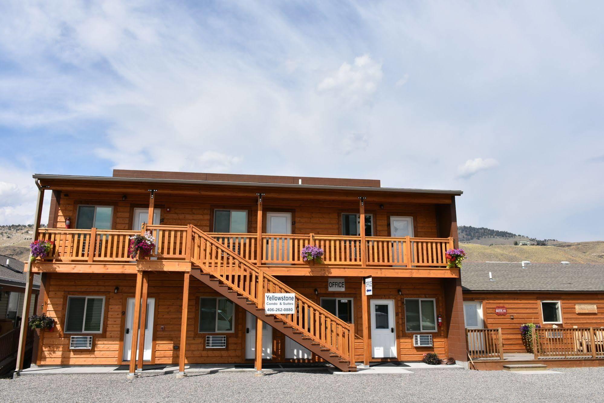 Yellowstone Condos & Suites Gardiner Exterior photo